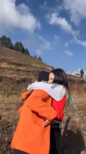 Mikku Arya Instagram - Duniya meri❤️🥺@mikku2073 
.
.
.
@_pooja.chhetri 
.
.
.
.
.
.
.
.
.
.
.
.
#bestigoals❤️💕 #bestfriends #friendshipgoals #reelinstagram #foryoupage💙 #viralvideos #explorepage #featured #reelkarofeelkaro❤