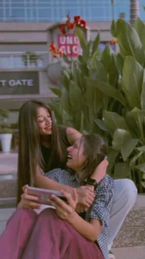 Mikku Arya Instagram - Tag your best friend ❤️🥺@mikku2073 
.
.
.
@imbhoomisingh 
.
.
.
.
.
.
.
.
.
#bestfriends #bestiegoals💕 #friendshipgoals💕 #foryoupage💙 #viralvideos #explorepage #featured #reelkarofeelkaro❤