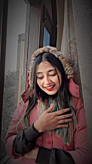 Mikku Arya Instagram - Meri jaan ❤️🥺@mikku2073 
.
.
.
.
.
.
.
.
.
.
.
#reelinstagram #foryoupage💙 #viralvideos #explorepage #featured #reelkarofeelkaro❤