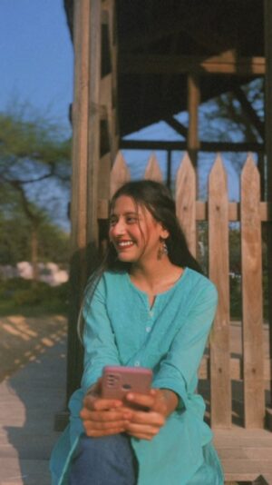 Mikku Arya Instagram - 😌❤️@mikku2073 
.
.
.
.
.
.
.
.
.
.
.
.
.
#reelinstagram #foryoupage💙 #viralvideos #explorepage #featured #reelkarofeelkaro❤