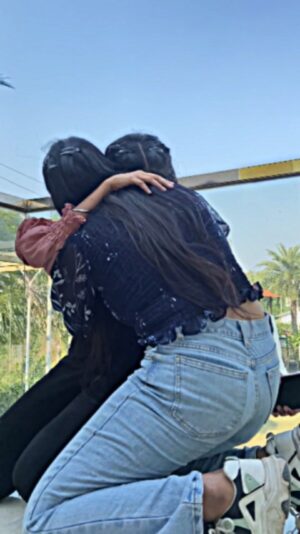 Mikku Arya Instagram - Tere bin❤️🥲@mikku2073
.
.
.
@_pooja.chhetri 
.
.
.
.
.
.
#broken💔 #reelinstagram #foryoupage💙 #viralvideos #explorepage #feature #reelkarofeelkaro❤