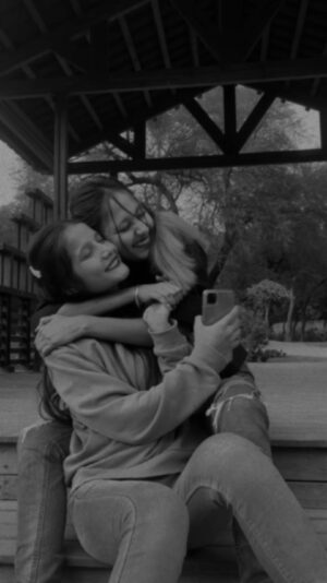 Mikku Arya Instagram - Tum sath hona ❤️🥺@mikku2073 
.
.
.
@_anjali991 
.
.
.
.
.
.
.
.
.
.
#bestigoals❤️💕 #bestfriends #friendshipgoals #reelinstagram #foryoupage💙 #viralvideos #explore #featured #reelkarofeelkaro❤