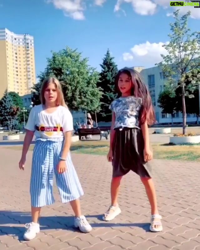Milana Nekrasova - 1.9K Likes - Follow @milana_nekrasova_club 
.
.
.
.
.
.
.
.
.
.
.
.
.
.
.
#likee #likeeapp #likeeмилана #likeeappindonesia #likeeindonesia