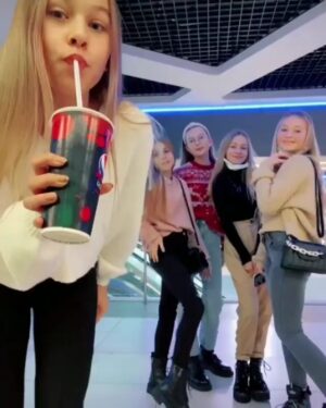 Milana Nekrasova Instagram - Follow @themilana.nekrasova 
.
.
.
.
.
.
.
.
.
.
.
.
.
.
#likeetalent #likee #likeeapp #likeeмилана #likeefox #likeeappindonesia