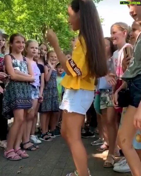 Milana Nekrasova - 1.6K Likes - Follow @milana.nekrasova.official 
.
.
.
.
.
...
.
.
.
.
.
.
.
.
.
.
.
#likee #likeeapp #likeeмилана #likeeappindonesia #likeeindonesia