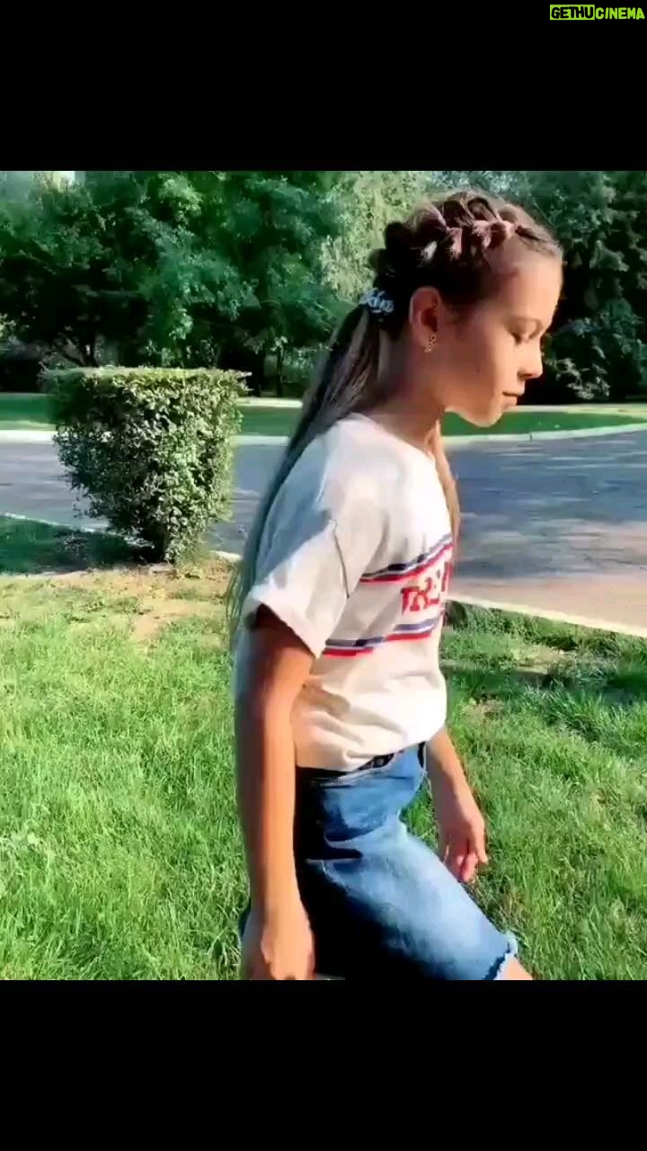 Milana Nekrasova - 1.7K Likes - Follow @milana_nekrasova_live_ 
.
.
.
.
.
.
.
.
.
.
.
.
.
.
.
.
.
.
#likee #likeeapp #likeeмилана