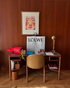 Milly Alcock Instagram - Loewe before, during & after š
@loewe
@vicoskin