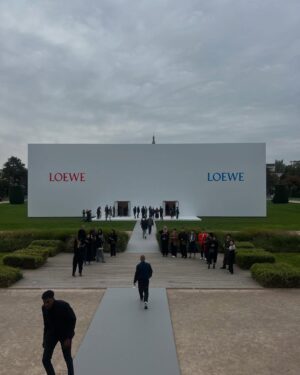 Milly Alcock Instagram - Loewe before, during & after š
@loewe
@vicoskin