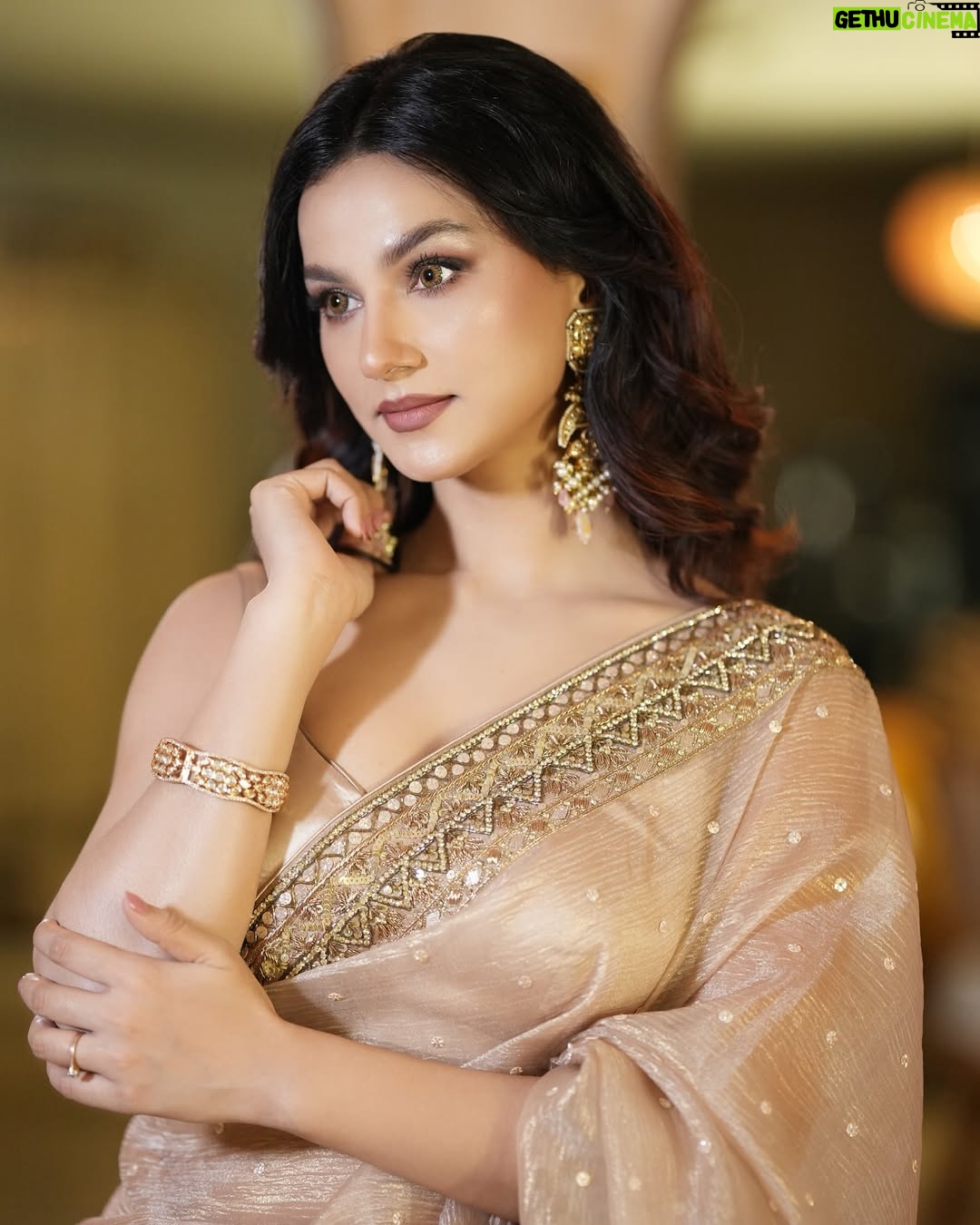 Mim Mantasha - 7.8K Likes - 🥂
Saree & Earrings from @meherofficials 
Makeover @elegant_makeover 
PC: @ariyan_rafi_arg