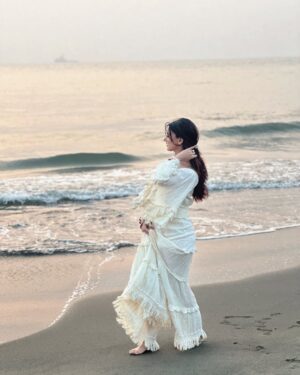 Mim Mantasha Instagram - Me & the sea🌊