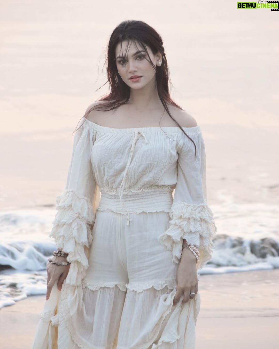 Mim Mantasha - 48.4K Likes - Me & the sea🌊