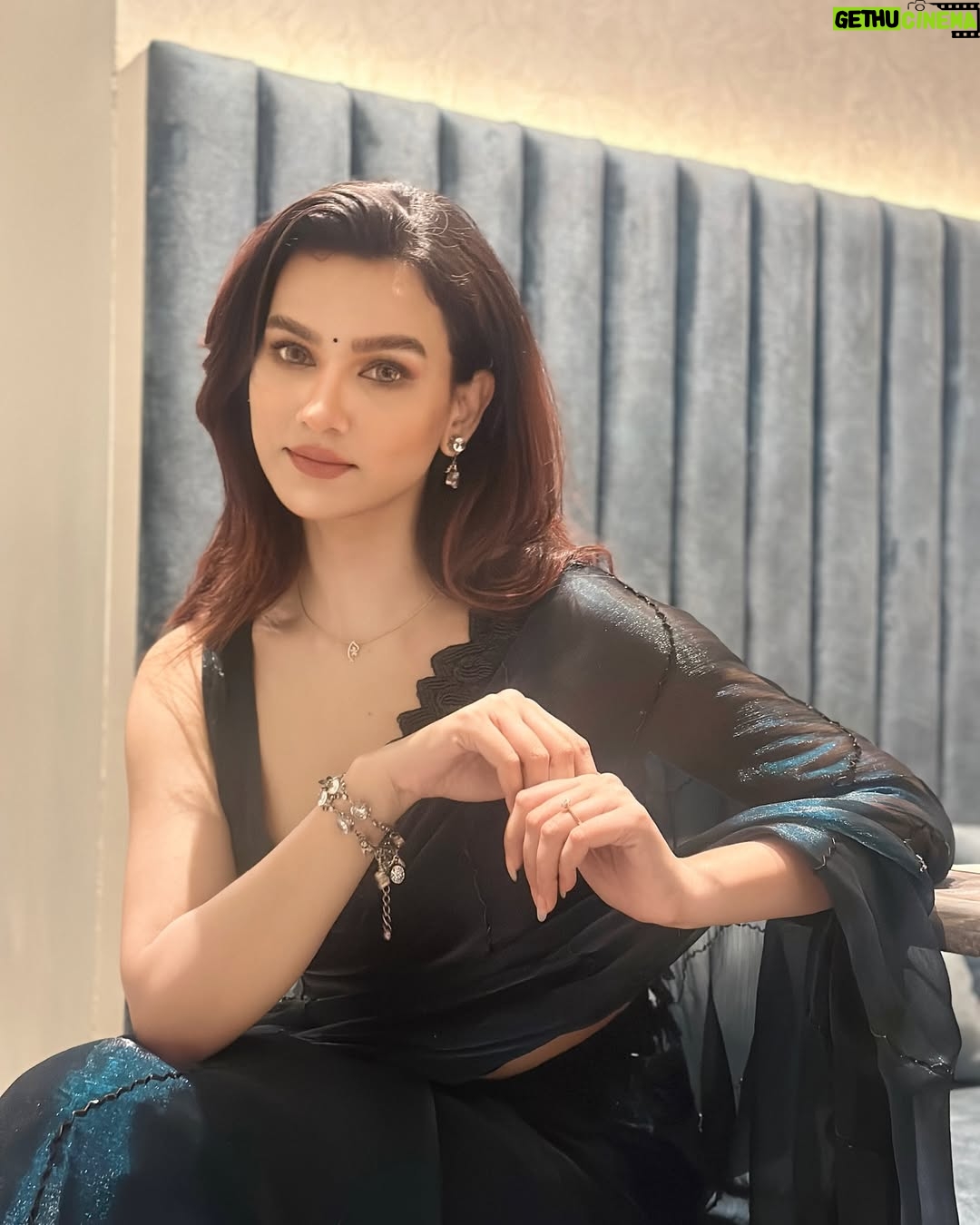 Mim Mantasha - 11.1K Likes - Eid Mubarak 🌙