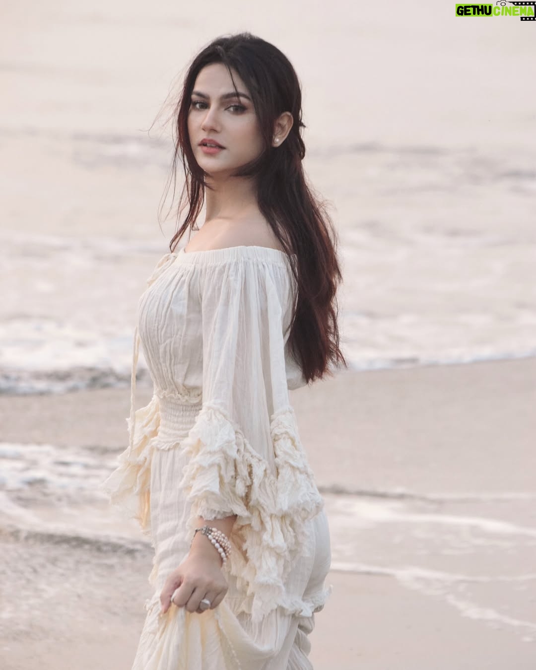 Mim Mantasha - 48.4K Likes - Me & the sea🌊