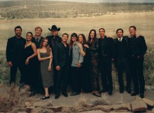 Minka Kelly Instagram - Whatever happens with this show, I had the time of my life with some of the best people I’ve ever had the privilege to know and to work with. I love this Ransom family forever and then some. I’m eternally grateful that I got to be a part of it. Thank you for this gift, @itsaprilblair @amandamarsalis @netflix. 
#RansomCanyon is all yours to enjoy now on Netflix wherever you might be in the world. I hope you love it as much as we loved making it. ♥️🏜️