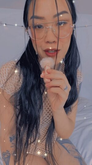 Minnie Scarlet Instagram - they banned my #linkinbio so just google my lonelyflans accounts & m@nyvids to find my stuff! 

#asmr