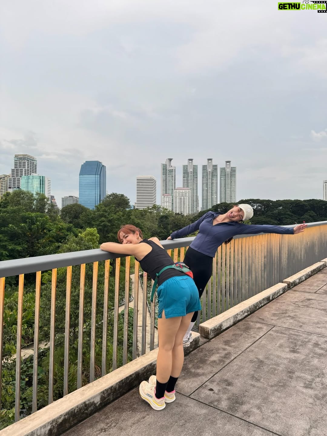 Mintita Wattanakul - 7.2K Likes - พบมิตร บ้างนัดพบ บ้างบังเอิญพบ