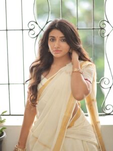 Actress Mirna Menon HD Photos and Wallpapers September 2025