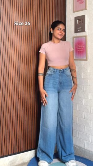 Miss Taanii Instagram - Comment for the links 💙
HIGH WAISTED AND HIGH RISE JEANS FROM FLIPKART