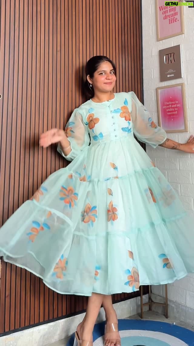 Miss Taanii - 3 Likes - Which one is your fav 🫶🏻? comment “ Birthday “ i will send you the links in your dms 
LONG BIRTHDAY DRESSES FROM FLIPKART 
.
.
.
Tags:- partywear dresses flared dress black dress birthday dresses flipkart haul 
#birthdaydress #flipkartfashion #partywear