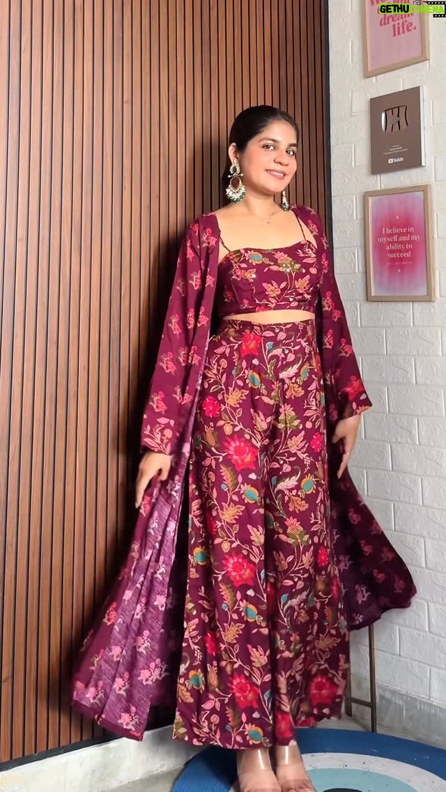 Miss Taanii - 2.3K Likes - Pretty sets 🫶🏻😍 Comment “Share” for Links 💗
PRETTIEST TOP SHRUG PALAZZO SETS FROM FLIPKART 
.
.
.
#flipkartfashion #diwalilook #shaadioutfit #ethnicwear #3pcset