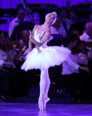 Misty Copeland Instagram - Ten years since being promoted to Principal Dancer with @abtofficial. A decade of pushing boundaries, honoring those who came before me, and dancing for every little girl who didn’t see herself in this world until she did.