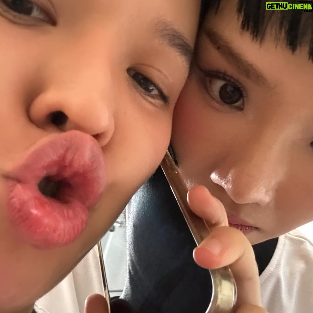 Miu Le - 59.6K Likes - Váng Sữa và Váng Vưng dí hàaaa @tien.tien