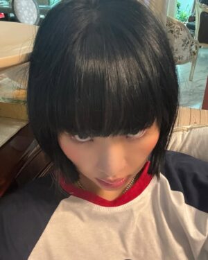 Miu Le Instagram - Đề nghị các thương hiệu dầu gội đầu hãy chú ý đến Miu Lê vì mái tóc bồng bềnh không bết dính này!