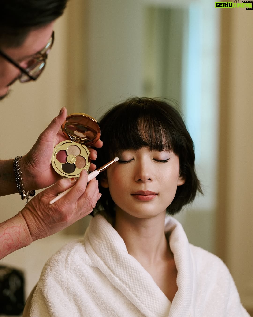 Moeka Hoshi - 5.4K Likes - “I chose a light and airy look with a bright tone to match a daytime show, with a sense of movement,” @moekappa823 tells us of her look for the @LouisVuitton spring ’26 show in Paris this week. “I imagined the dreamy atmosphere of the Louvre Museum with the sunlight streaming in.”

The Japanese actress and breakout star of FX’s hit drama Shōgun took us along as she got ready to see @nicolasghesquiere’s latest collection for the French fashion house. Before Hoshi took her front row seat alongside the likes of Emma Stone, Zendaya, and Lisa, she invited us to see her look coming together, shared her current playlist, and her must-dos while in Paris for fashion week (enjoying croissants among them).

Head to the link in our bio for the full feature.

photos: @pierre__mouton
stylist: @jasonrembert
hair: @knightjosh
makeup: @allanface