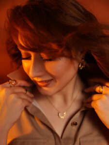 Actress Momina Iqbal HD Photos and Wallpapers October 2025