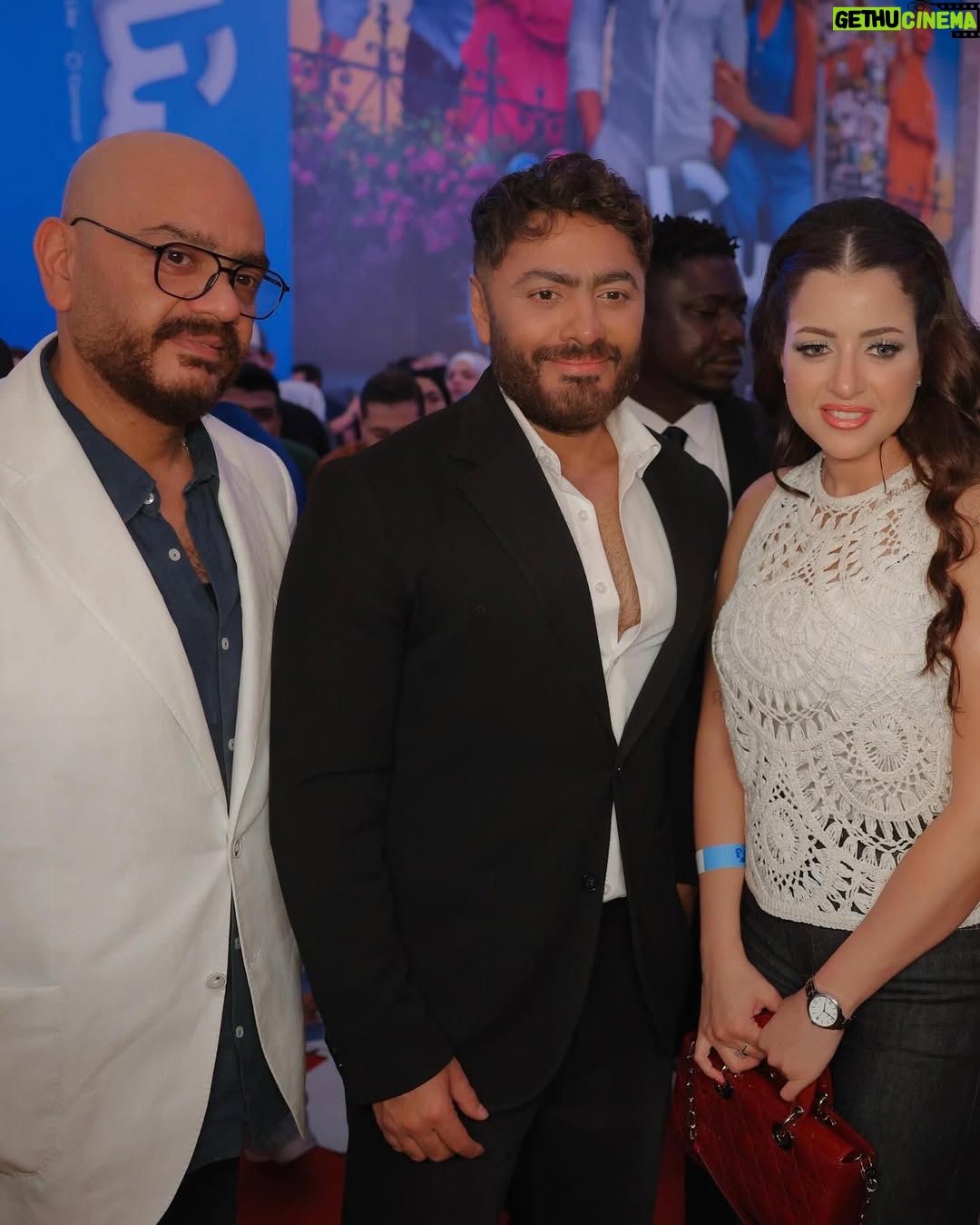 Mona Farouk - 547.7K Likes - من العرض الخاص لفيلم #ريستارت في الإمارات 
الفيلم حلو اوي وكله ضحك 😜 
وانتظروا اليوم بجميع دور العرض 👑 🔥❤️ 
@tamerhosny مبروك ل نجم الجيل تامر حسني ولكل نجوم العمل ❤️