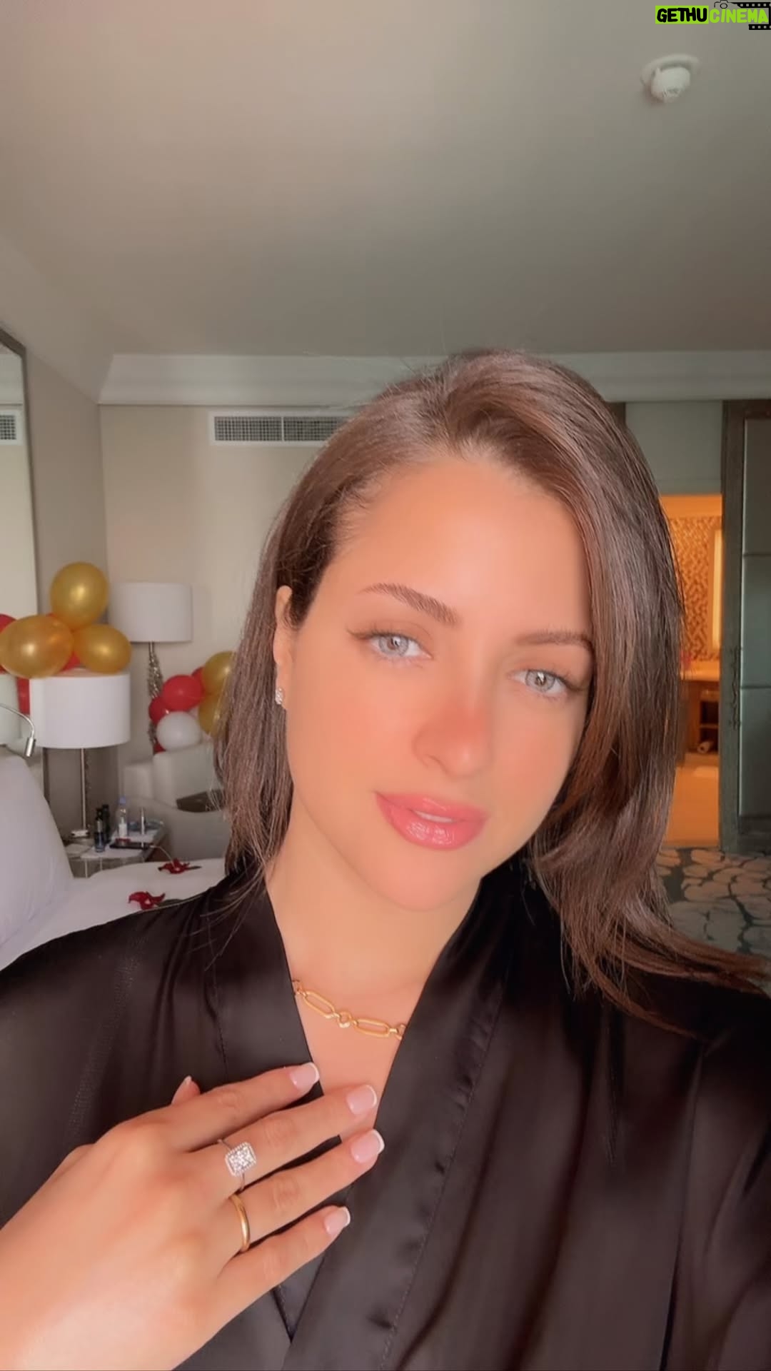 Mona Farouk - 226.9K Likes - حينما يتحدث عني الآخرين 😉❤️