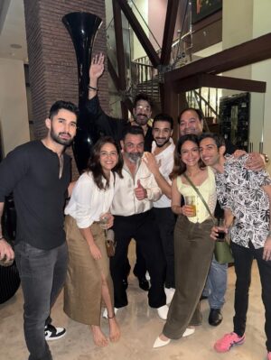 Mona Singh Instagram - Overwhelmed ♥️🙏🦋 #badsofbollywood #instapic #insta #instamood #gratitude #blessedwiththebest❤️ #sept2025