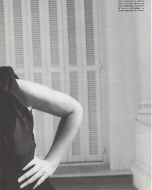 Monica Bellucci Instagram - ❤️Photos From the archives of Helmut Newton @helmutnewtonfoundation 
for @vogueitalia 

#monicabellucci#tbt#photographer#helmutnewton#bnw#vogueitalia