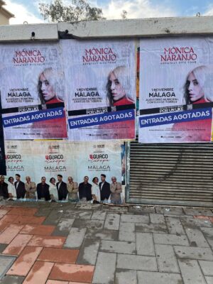 Mónica Naranjo Instagram - Las calles de Málaga lo saben…. @greatesthitstour de @monicanaranjo está llegando!!!!!!😍

Segundo sold out de la gira!! Gracias!!!❤️🙏🏼

¡¡Nos vemos este sábado!!

Gracias a @los40classic.oficial por ser la emisora oficial con el apoyo de @cadena_dial 

#MónicaNaranjo #GreatestHitsTour #Málaga