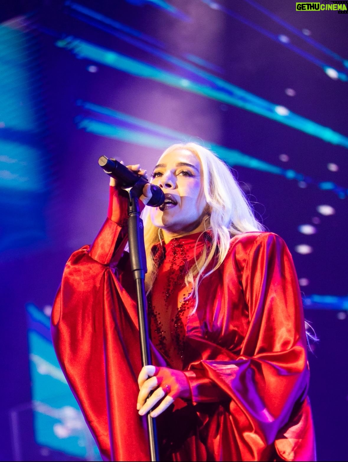 Mónica Naranjo - 3.4K Likes - Todo al rojo!!!❤️‍🔥❤️‍🔥❤️‍🔥

Seguimos!!! Málaga!!! Contando los días!!!😍😍😍

📸: @laurafentyphoto 
🎤: @greatesthitstour 

Últimas entradas: https://monicanaranjo.com/

#MónicaNaranjo #GreatestHitsTour