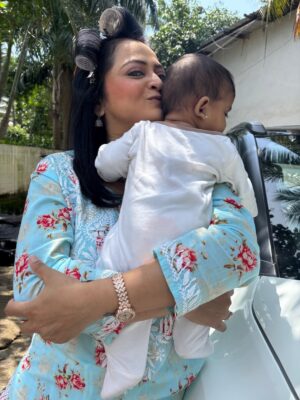 Monika Dabade Instagram - आम्ही दोघी !
.
.
#instagram #instalike #instagood #instamood #instalove #monikadabade