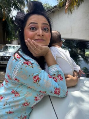 Monika Dabade Instagram - आम्ही दोघी !
.
.
#instagram #instalike #instagood #instamood #instalove #monikadabade
