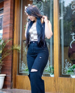 Monika Dalal Instagram - All About Sunday🥰

#mondayvibes #bdaygirl #gymgirl #feelingcute #fitgirl #gurupurnima #goldcup2023 #cutegirl #mtvroadies #birthdayweek #ootd #fashionblogger #bikergirlsofinstagram #gamergirl #viral #fyp