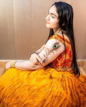 Monika Dalal Instagram - 🌸Navratri vibes🌸
🙏🏻Ram Navami Ki Shubhkamnaye 🙏🏻

#navrati #durgapooja #dandiya #ramnavami #jaishreeram #garbanight #ramzanmubarak #modiji #rammandirayodhya #ram #ahemdabad #ethnicwear #t20worldcup #festivalvibes #india #indianwear #jaisiyaram #ramlala #ayodharammandir #fashionblogger #outfitoftheday #outfitinspiration