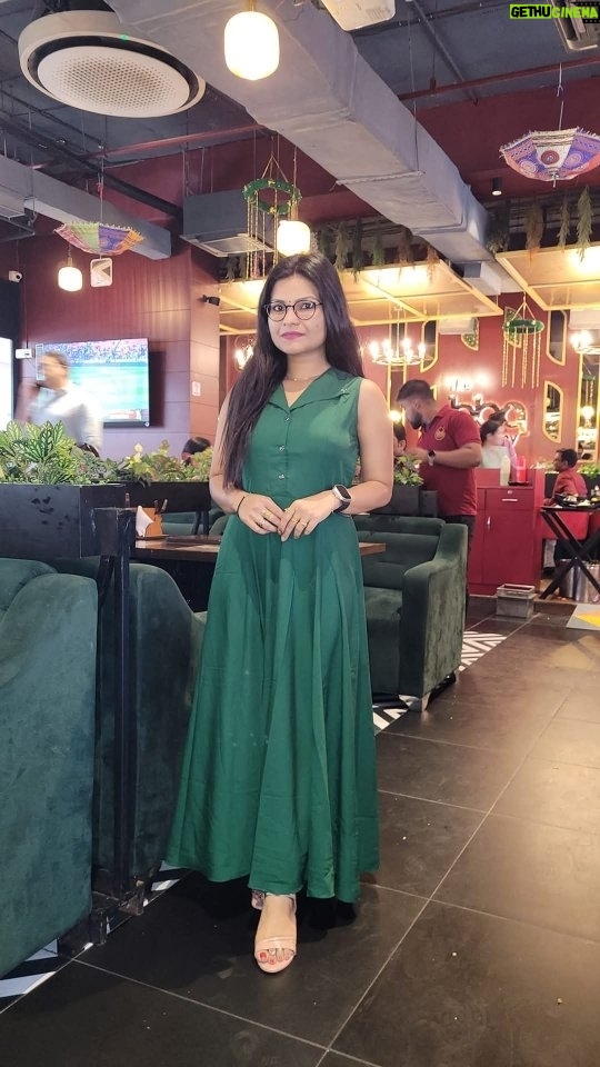 Monika Kushwah - 1.9K Likes - The road to wealth is paved with…nothing. #DoNothing