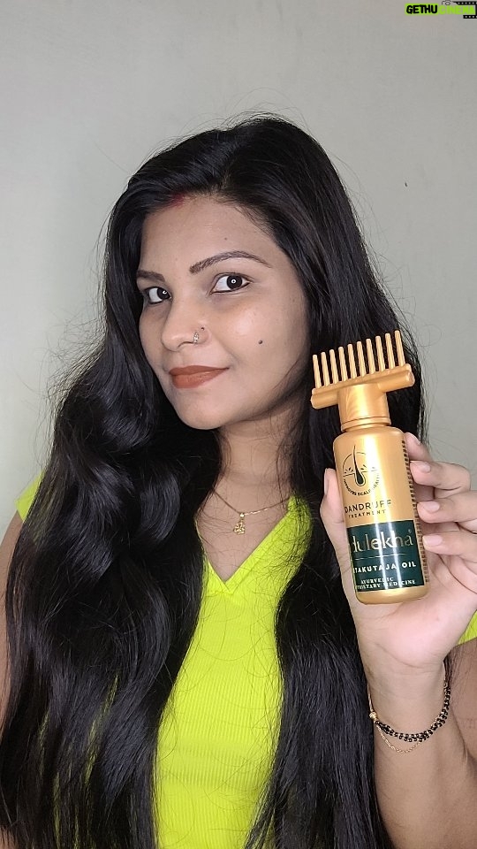 Monika Kushwah - 1.7K Likes - Prep your hair for the festivities with Indulekha Svetakutaja Oil! This is 100% Ayurvedic oil and reduces dandruff Use it 2-3 times a week, and see visible results in just 4 months! Don’t miss out on festive-perfect hair!

#IndulekhaSvetakutajaOil #FestiveHairCare #HairGrowthJourney #AyurvedicHairCare #HealthyHairGoals #HairFallSolution #ad #paidpartnership #fashionista_monika

 @indulekha_care