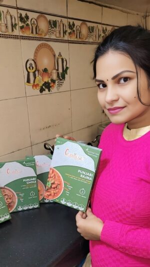 Monika Kushwah Instagram - Introducing Curriies4u 😋
Freshly prepared
Preservative-free
MSG-free, and palm oil free
Just like homemade goodness.
Ready in just 3 minutes, it's the healthiest way to enjoy delicious flavors!
#foodblogger #readytoeat
#delicious #chef #HealthyFood #JustEatRealFood #HealthyFoodRecipes #curriies4u
#collabhub03 #collabhub03creator
@curriies4u
@collabhub03
@locked_in_kitchen
@modisheetal