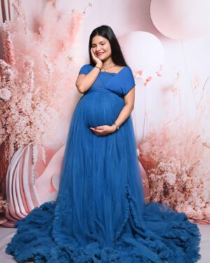Monika Kushwah Instagram - Our greatest adventure is about to begin 🧿
#fashionista_monika #momtobe #maternityshoot #maternityphotography #instagood #instagram #creators