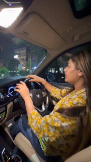 Monika Sharma Instagram - आग 🔥 धन 💰 मे लगा राखी 👑…..
@monikasharma_official @the_vikram_sarkar 

#monikasharmaofficial #monikasharma #vikramsarkar #gaadi150 #haryana #haryanvi #reels #instagram #facebook #viral #reels