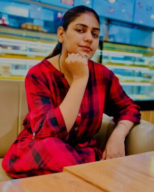 Monika Sharma Instagram - Tu jo mileya 🫶
@monikasharma_official 

#monikasharma #monikasharmareels #monika #monikasharmaofficial #reels #instagram #facebook #threads #post #trending #viral #trendingsongs #viralsong