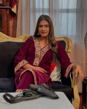 Monika Sharma Instagram - शेर 🦁 @masoomsharmaofficial  तो कल्ला काफ़ी है 

@masoomsharmaofficial भाई #isupportmasoomsharma 
@monikasharma_official 

#monikasharma #monikasharmaofficial #masoomsharma #reels #post #threads #facebook #haryana #istandforharyanvimusic