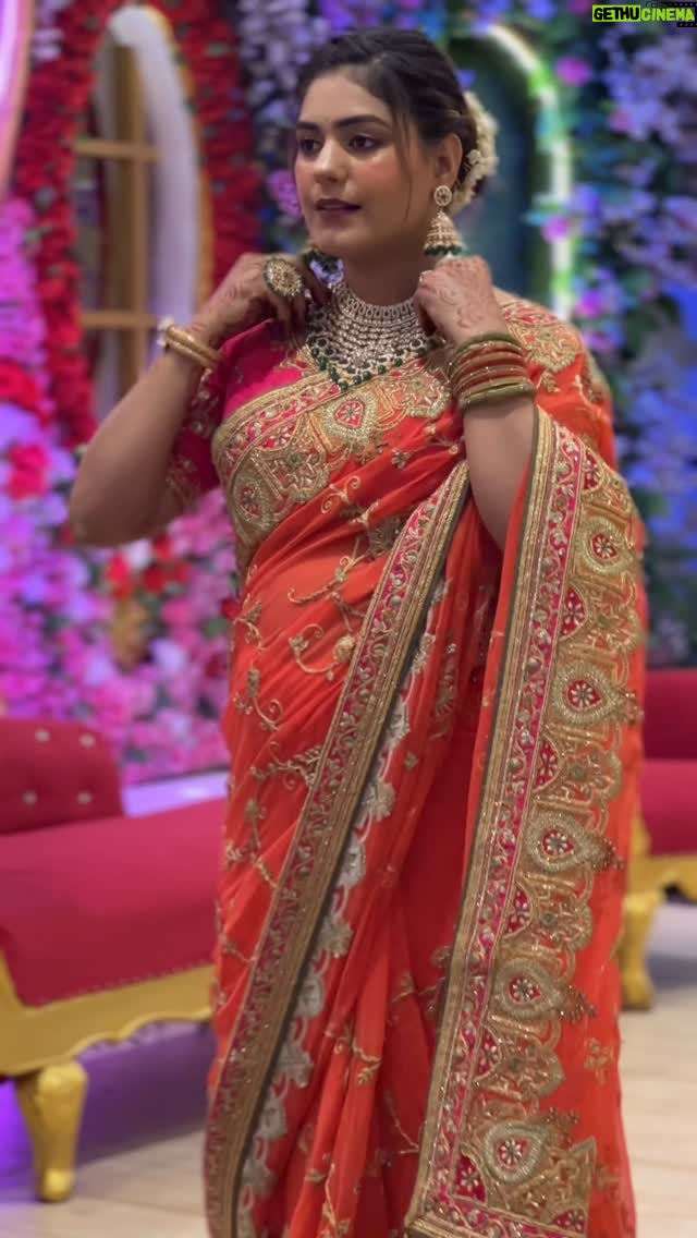 Monika Sharma - 1.8K Likes - Feeling gorgeous 😆🙅‍♀️🧿
@monikasharma_official @theofficialnusrat 

#monikasharma #monikasharmaofficial #monikasharmareels #reels #instagram #reel #facebook #threads #x #trending #trend #viral #love #new #nusratfatehalikhan