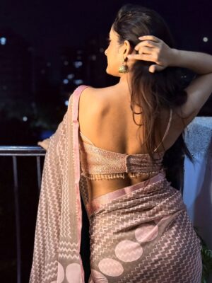 Monika Yadav Instagram - Warning: Handle with care… too hot to scroll right 🔥🐦🔥😮💨
.
#SareeLove #IndianElegance #EthnicVibes #SareeGoals #DesiGlam #OOTD #SareeFashion #ClassyWithASideOfSass #sareeinstyle
#BacklessSaree #SareeLook #IndianFashion #DesiStyle #SareeGoals #SareeLove #IndianOutfit #DesiGlam #SareeTrend #IndianBeauty #OOTN #FashionInspo #SareeOutfitIdeas #DesiSwag #sareevibes