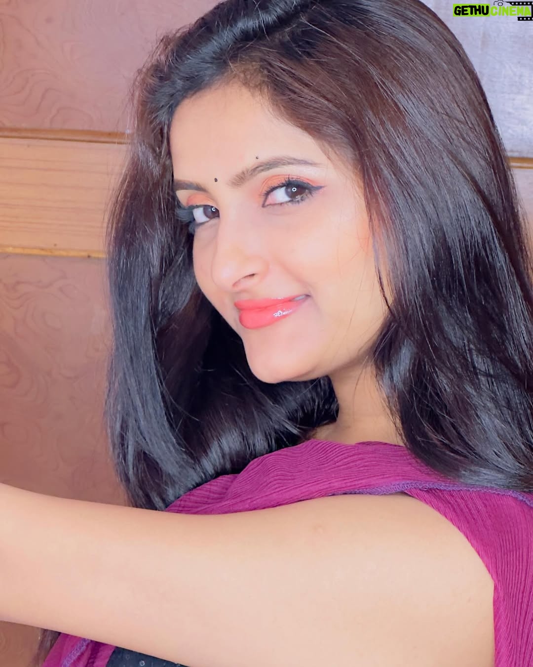 Monika Yadav - 5.4K Likes - सीधी सी साधी सी🌙
.
#instagram #foryou #saree #instagood #instafeed