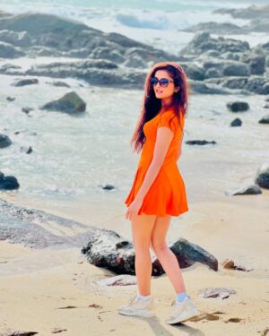 Monika Yadav Instagram - Feeling like a sunscreen🌤️🧴
.
#sunkissed #photoshoot #photooftheday #photography #phuket #beach #instagood #instagram #love #thailand #newpost #monikayadav #likesforlike #instaphoto